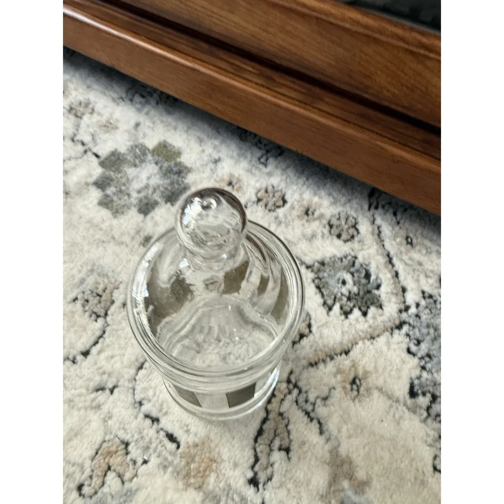 Vintage Jar With Lid/Apothecary W/Gold Trim ~6.5